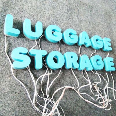 3D Brieven van het de Verfmetaal van de Vormkleur met Lichten Openlucht Reclame