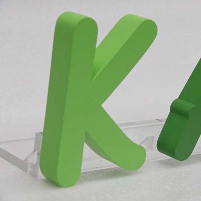 De Brieventeken van de schoonheidssalon Open 3D van het de Besnoeiingsmetaal van de Reclamelaser Embleem 3cm Dikte