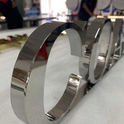 Signage van Shopfront van de alfabetbrief Zilveren Spiegel 2cm Dikte Vervaardigde Metaalbrieven