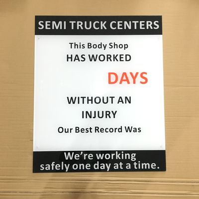 3d Laser sneed Acryl Geschilderde Zijde Onderzochte de Winkelnaam van het Brieventeken Goud