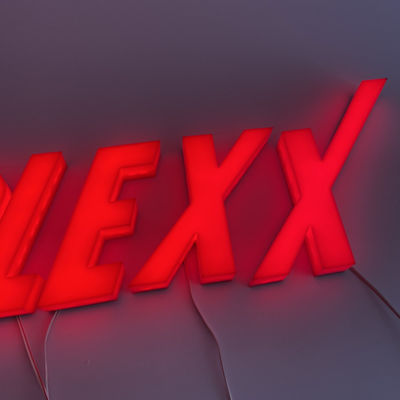 De douane die 3d Brief van letters voorzien ondertekent Koel Graffitialfabet Dc12v 5cm