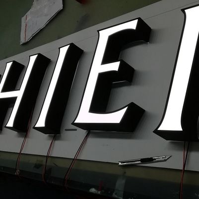 Het waterdichte 3D Alfabet Metaal Verlichte 60HZ van het Brieventeken